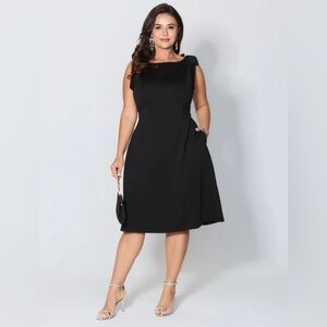Brand New Black BloomChic Classic Dress